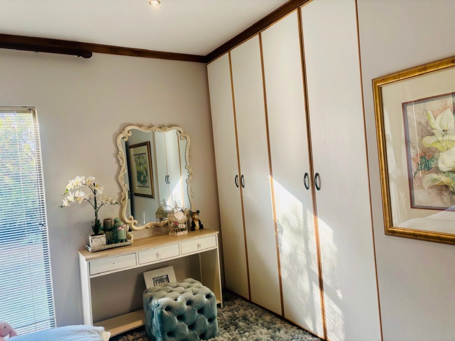 3 Bedroom Property for Sale in Vredenhof Sh Free State